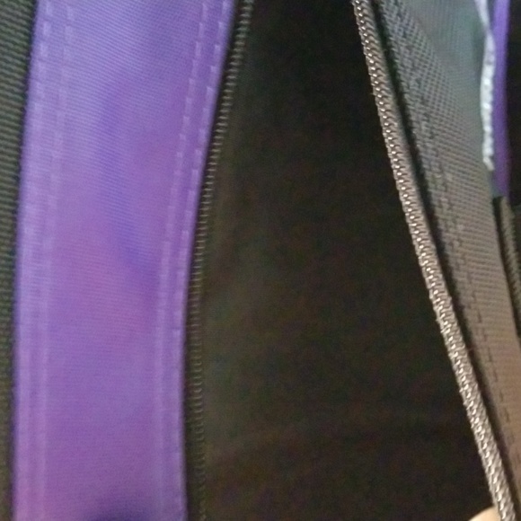 NWOTS Crop in Style portfolio w/ability to hang lots of pockets & sleeves - Picture 4 of 14